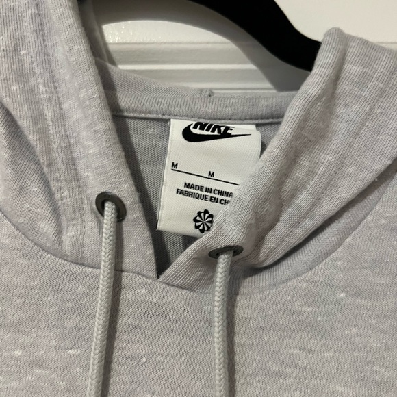 Nike Sweater - Picture 2 of 2